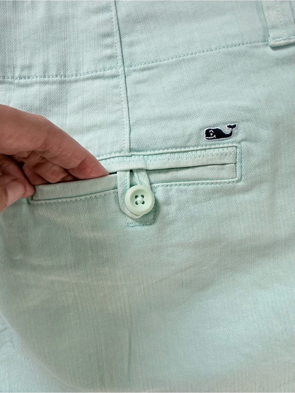 NWT- Size 12 - Vineyard Vines 3 1/2” Shorts in Bleached Aqua - Picture 6 of 8